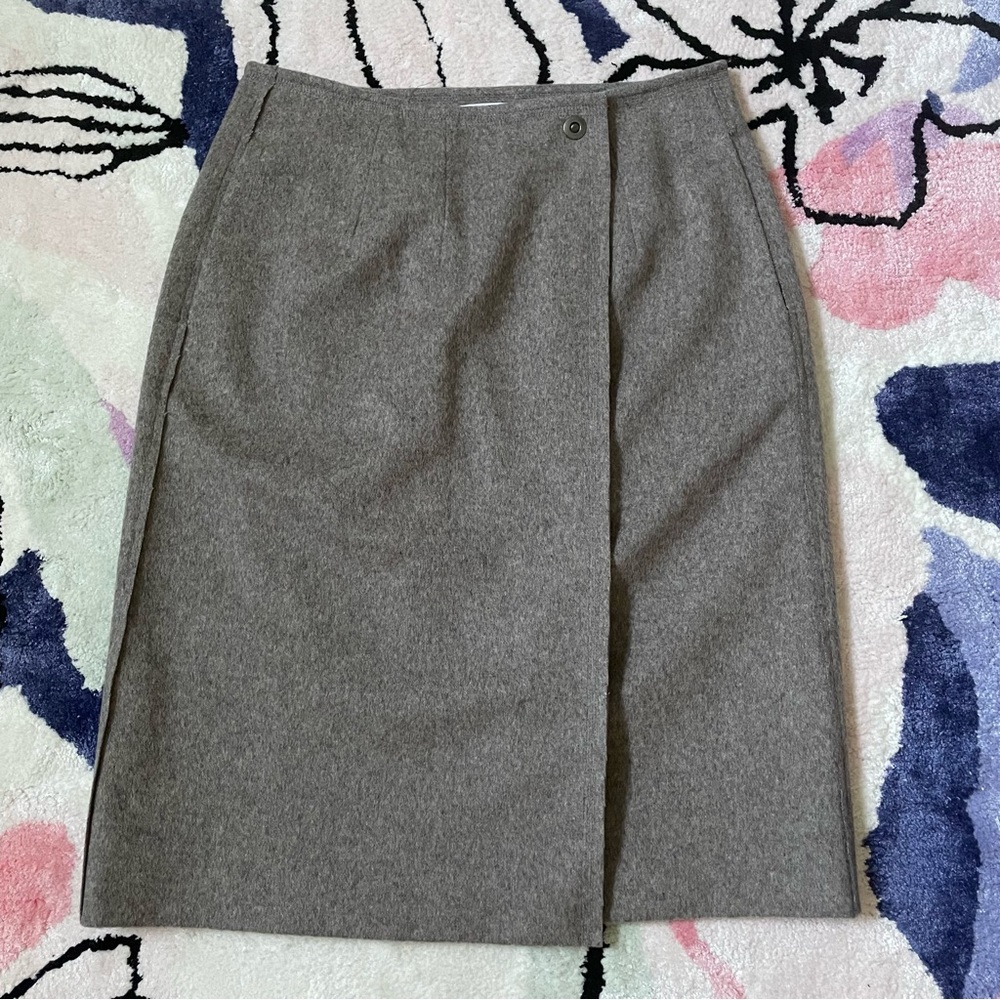 TSE grey wool wrap knee length skirt silk lined Women's size 4